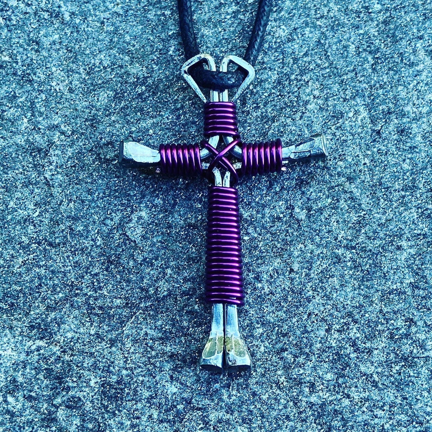 Necklaces ~*(25* PACK)  Disciples Cross ~ Handmade of 4 Horseshoe Nails (Choose any colors)