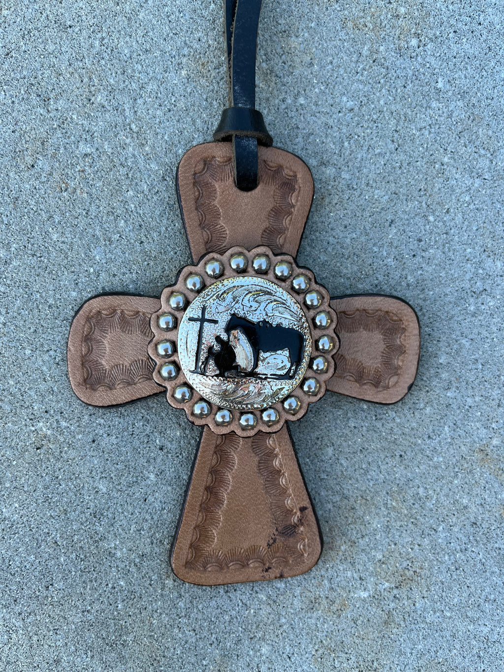 Praying Cowboy Western Leather Cross with Tooling ~Tie on Saddle ~  Western Rear view mirror decor